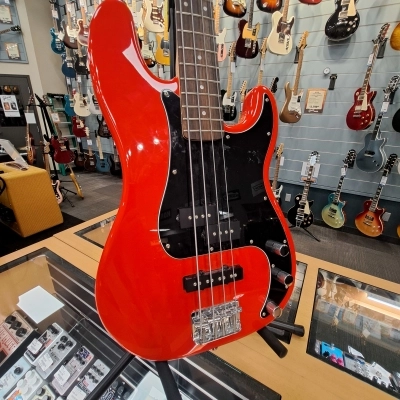 Squier PJ Bass 2